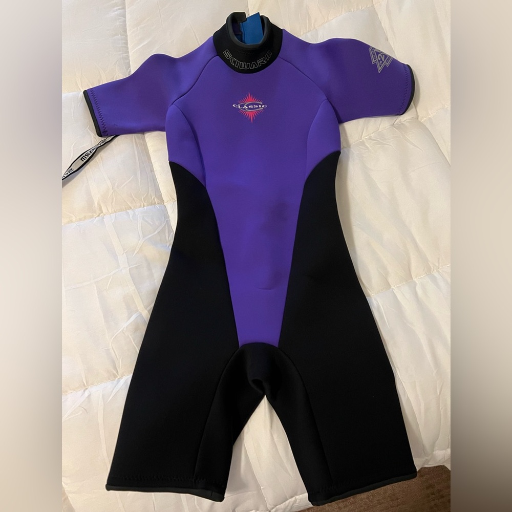 Woman's Skiwarm Wetsuit Size 8 Purple Black Water Ski Scuba Surf